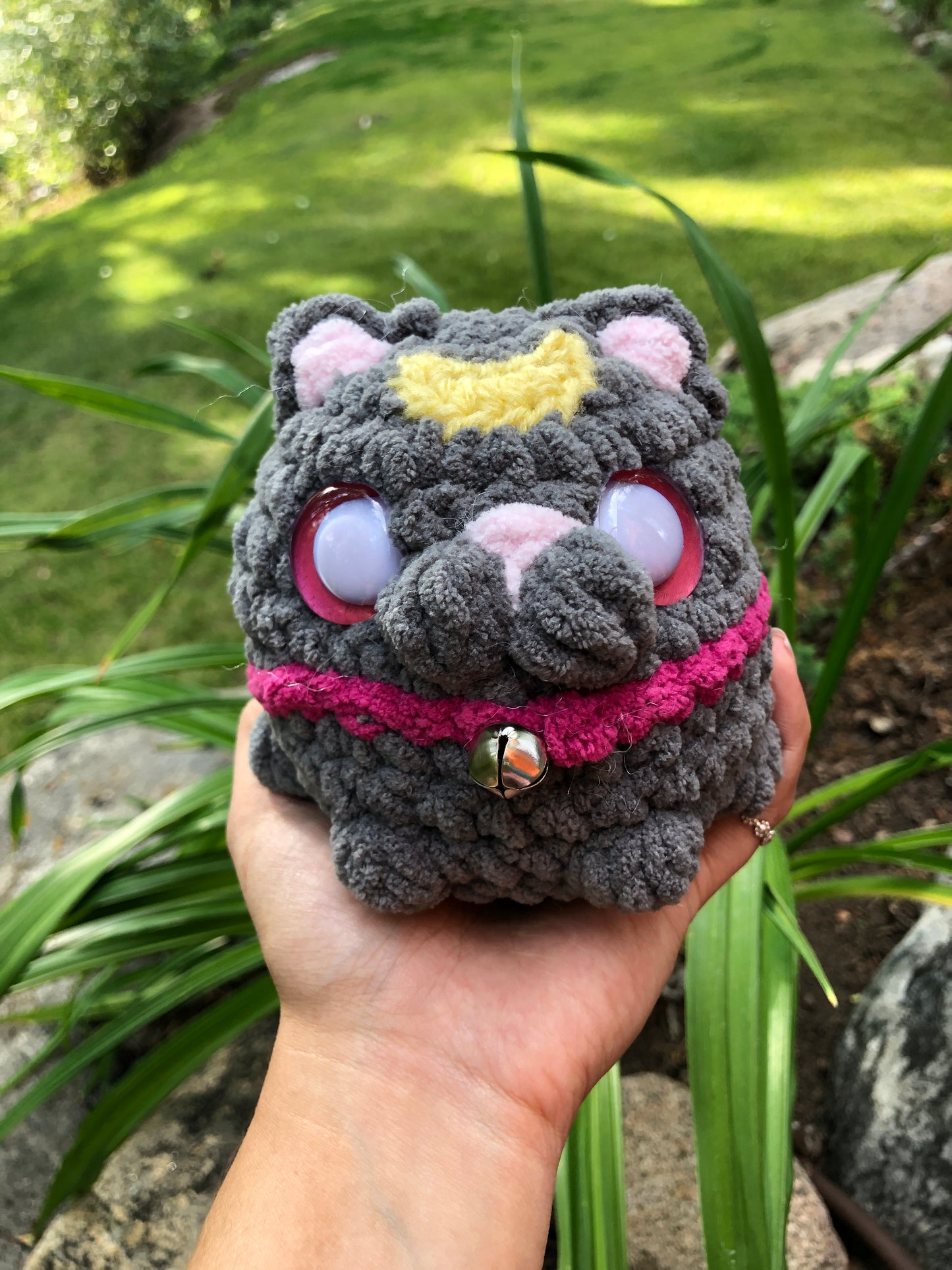 Glittery Blue and Black 25mm Sinker Safety Eyes