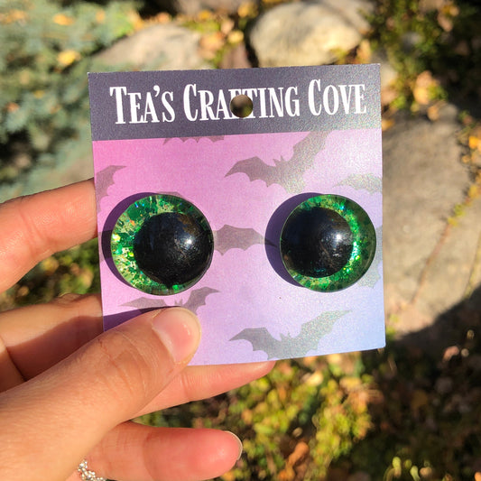 Hand-Painted Glittery Green and Black Sinker Safety Eyes