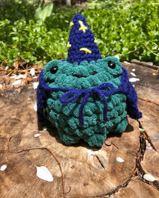 Wizard Frog Crochet Plushie