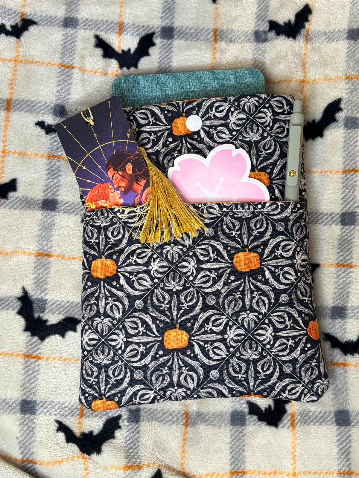 Victorian Pumpkin Book/E-reader Sleeve